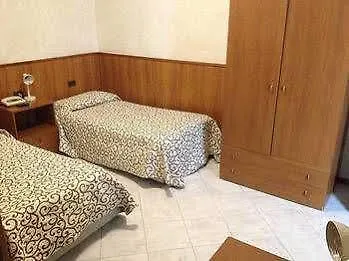 戴娜酒店 达尔明