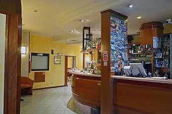 酒店 戴娜酒店 3*